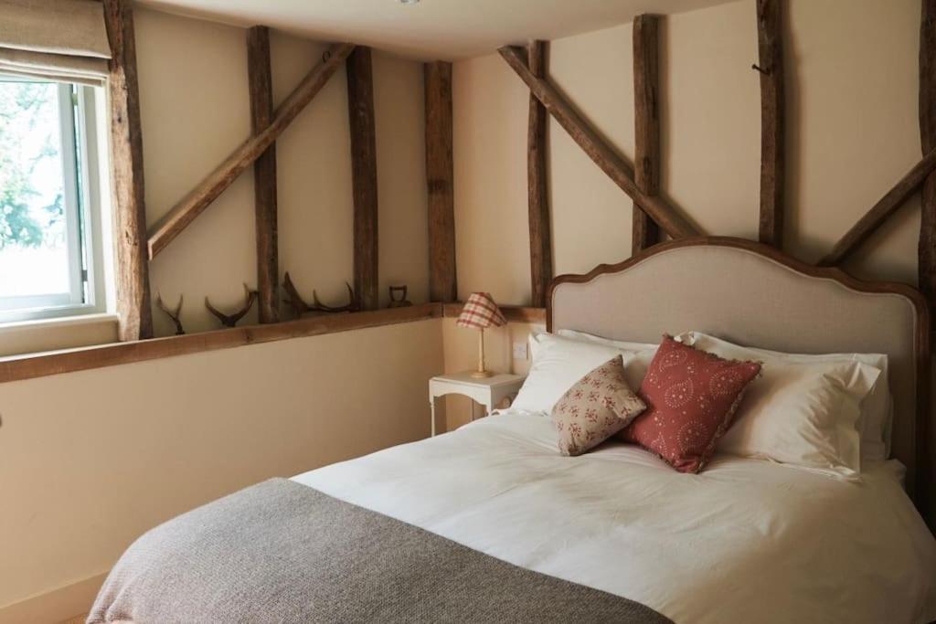 Stride'S Barn Villa Whiteparish Dış mekan fotoğraf