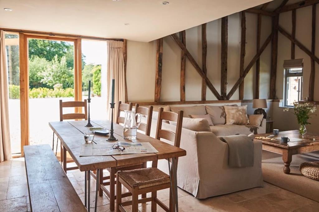 Stride'S Barn Villa Whiteparish Dış mekan fotoğraf